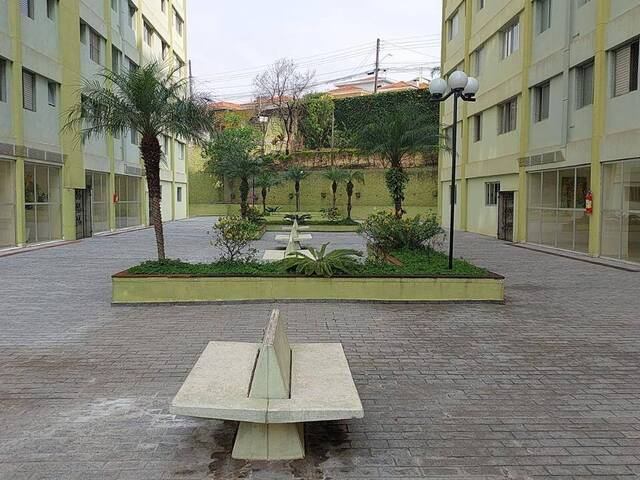 #588 - Apartamento para Venda em Taboão da Serra - SP